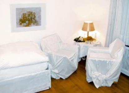 דיסלדורף Hotel Villa Falkenberg מראה חיצוני תמונה